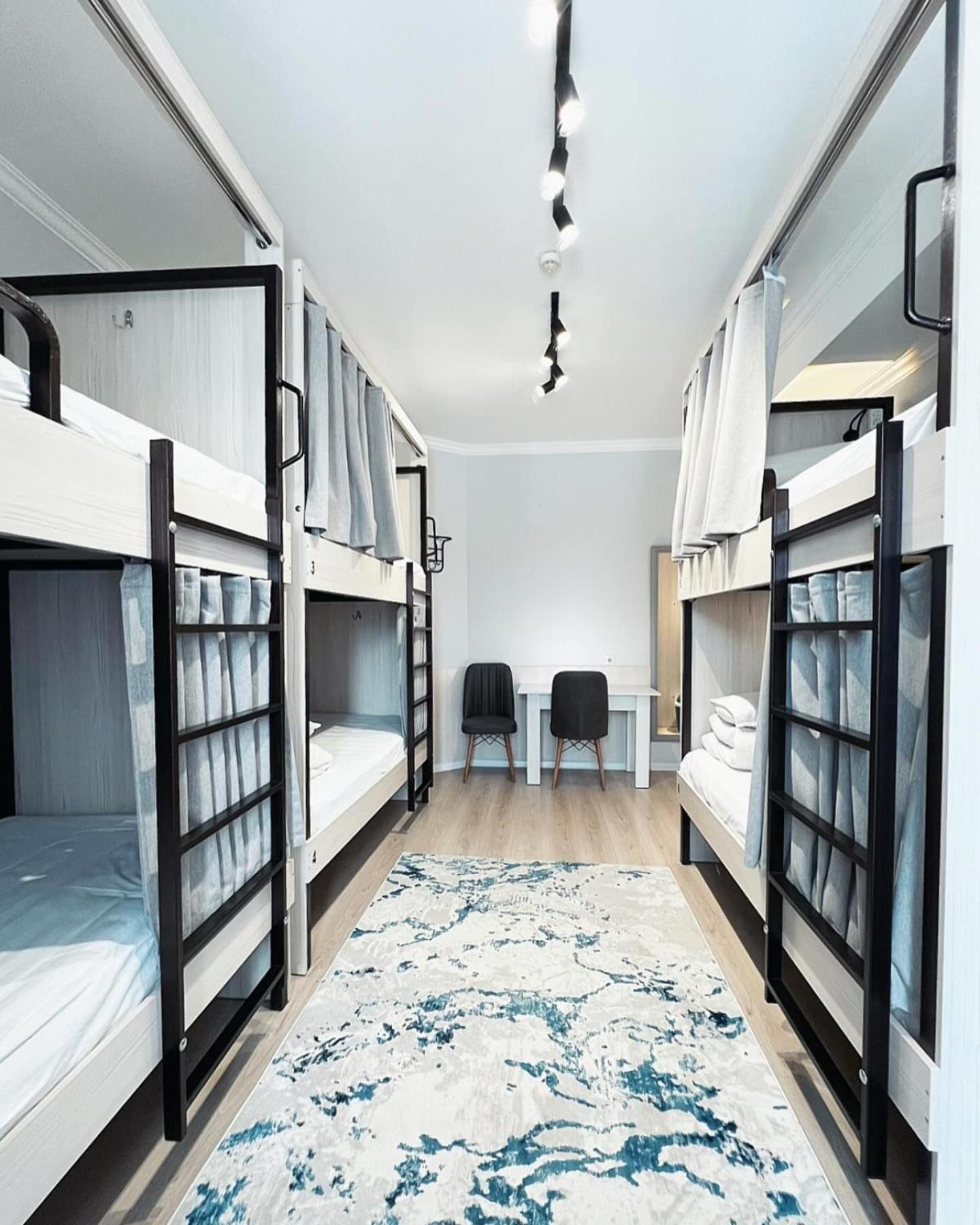Compass Hostel Bişkek Dış mekan fotoğraf