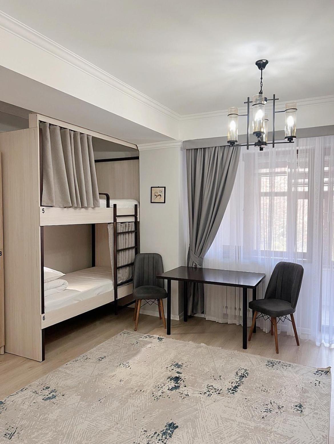 Compass Hostel Bişkek Dış mekan fotoğraf