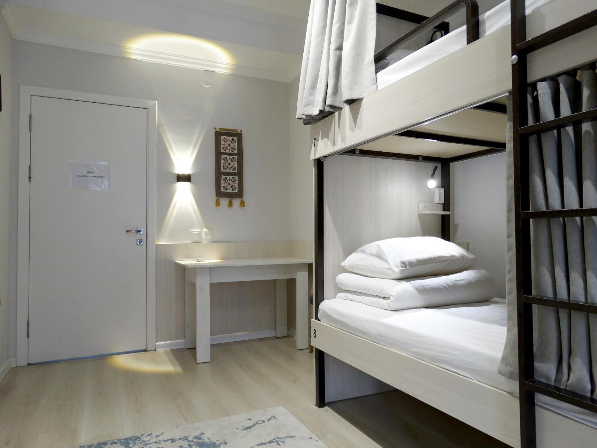 Compass Hostel Bişkek Dış mekan fotoğraf