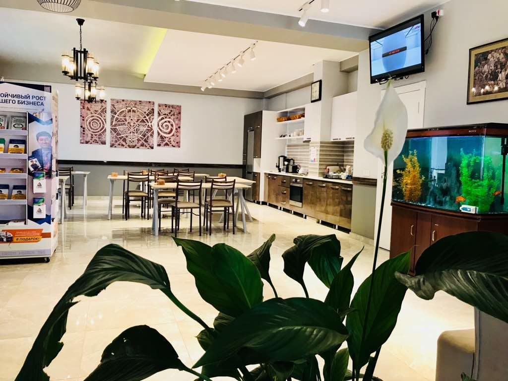 Compass Hostel Bişkek Dış mekan fotoğraf