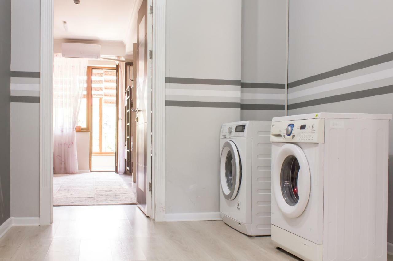 Compass Hostel Bişkek Dış mekan fotoğraf