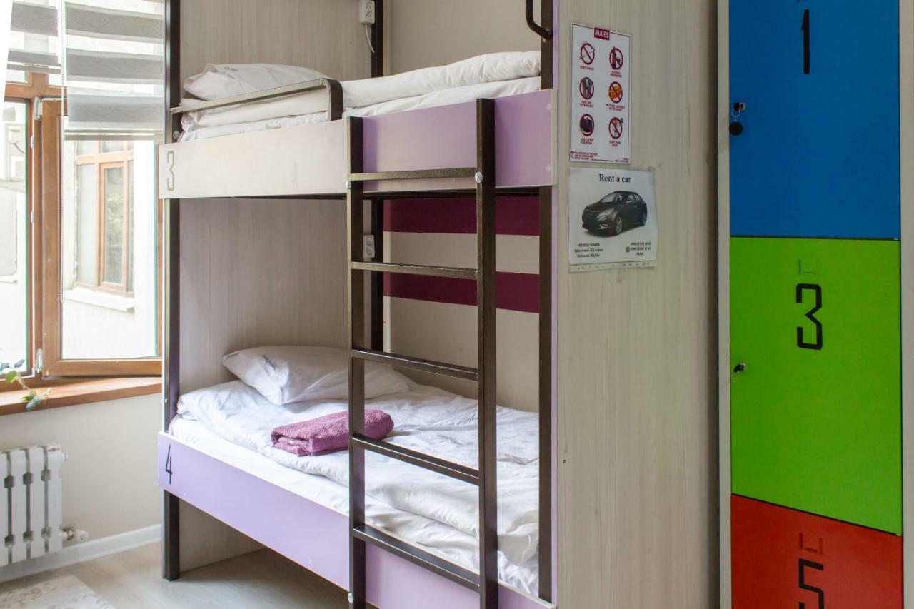 Compass Hostel Bişkek Dış mekan fotoğraf