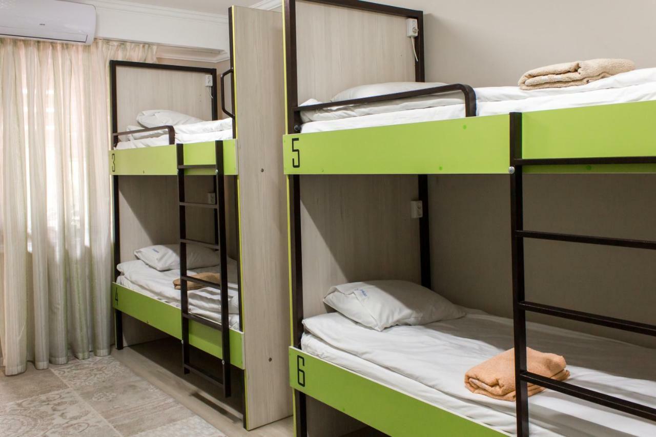 Compass Hostel Bişkek Dış mekan fotoğraf
