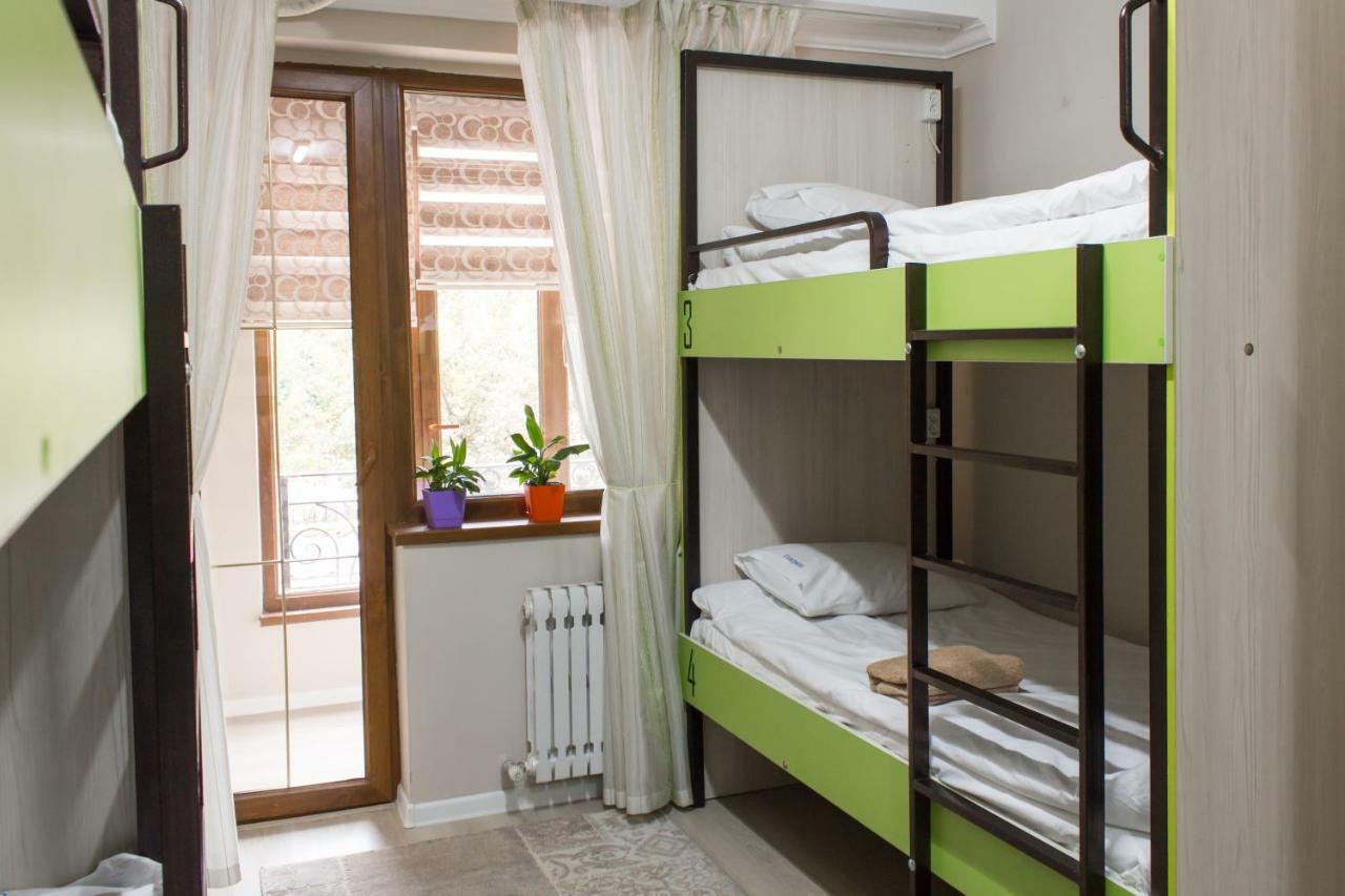 Compass Hostel Bişkek Dış mekan fotoğraf
