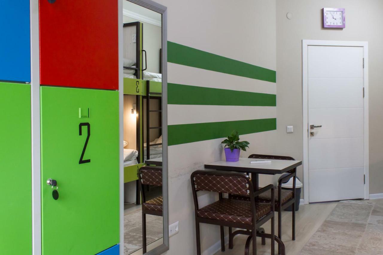 Compass Hostel Bişkek Dış mekan fotoğraf