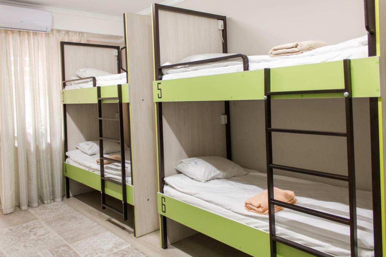Compass Hostel Bişkek Dış mekan fotoğraf
